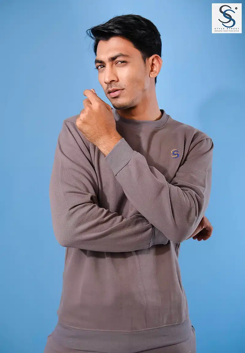 sweatshirt White